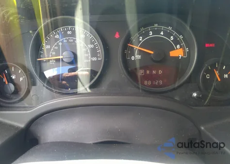 2014 Jeep Patriot Latitude z USA, uszkodzony, nr VIN 1C4NJRFB2ED858666